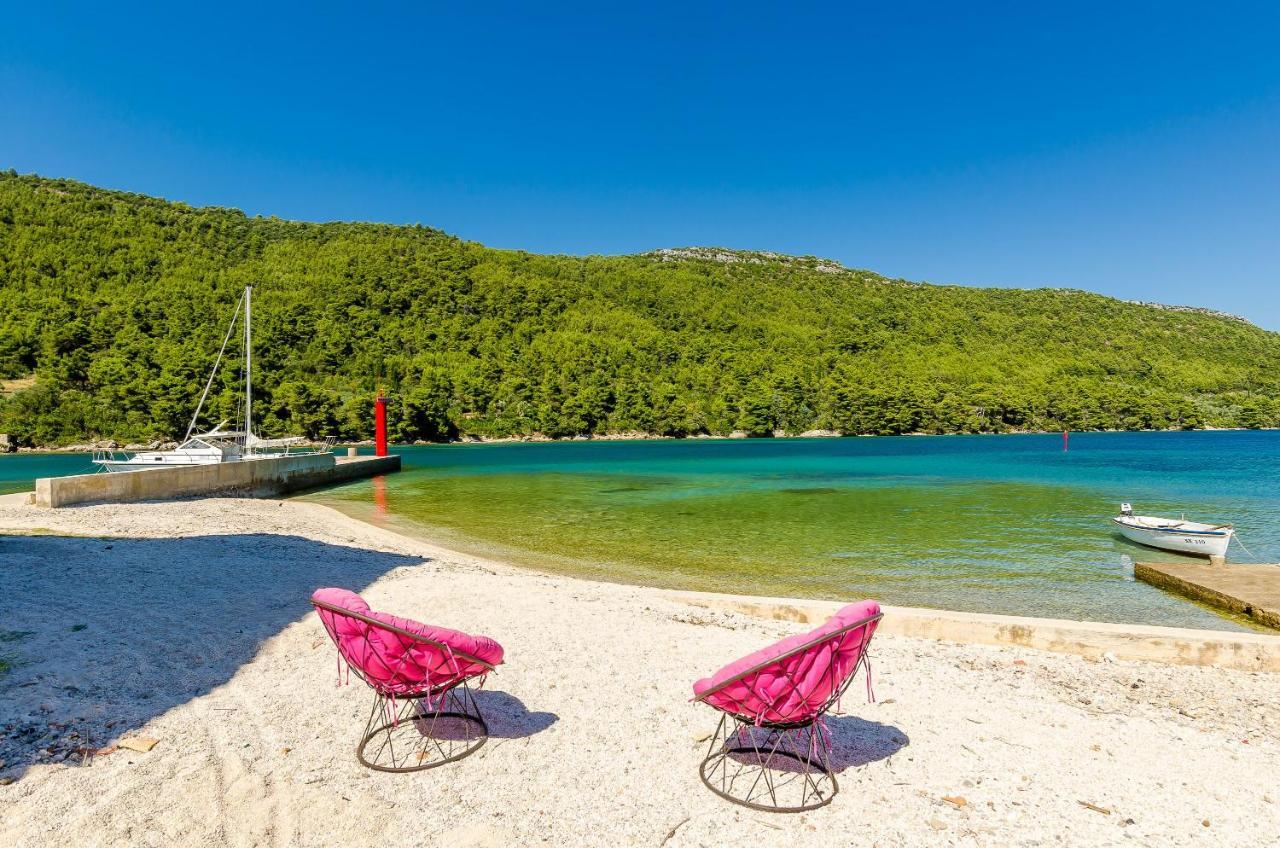 Holiday Home Barbara Ston Bagian luar foto